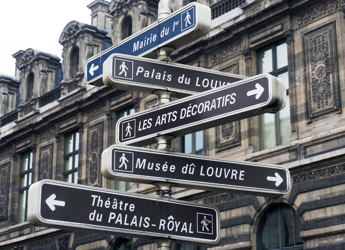 Street directions, Paris-style